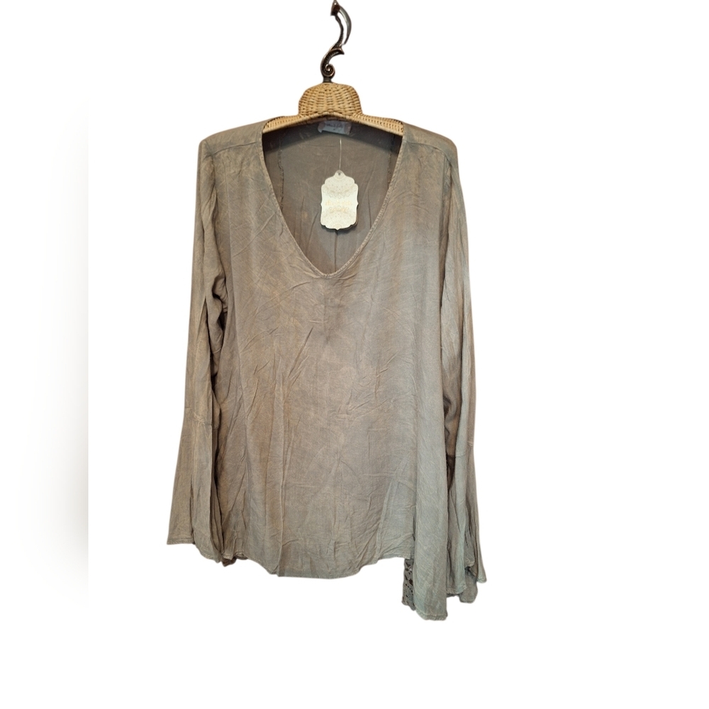 Altar'd State Dusty Sage Boho Oversized Pullover Top Ladies Medium NWT Hippie